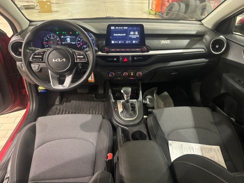 Used 2024 Kia Forte LXS w/ LXS Technology Package FWD image 37