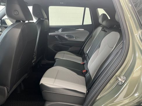 New 2026 Volkswagen Tiguan SE R-Line AWD/4WD image 32