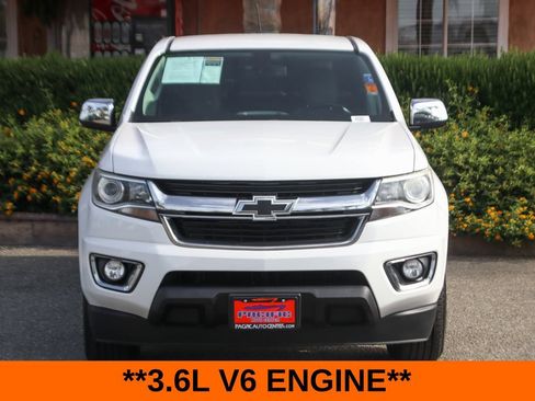 Used 2017 Chevrolet Colorado LT w/ Luxury Package, Chrome RWD image 3