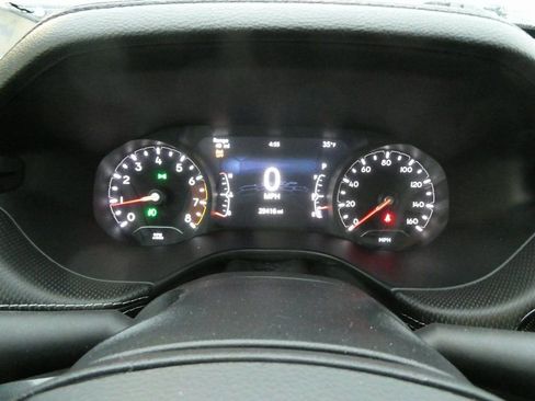 Used 2023 Jeep Compass Altitude image 10