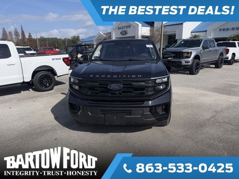 Used 2025 Ford Expedition Max Active image 2