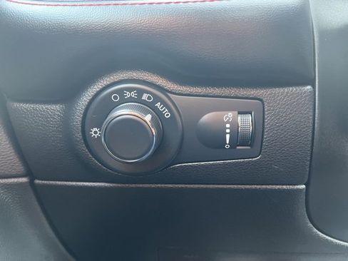 Used 2024 Dodge Durango GT image 15