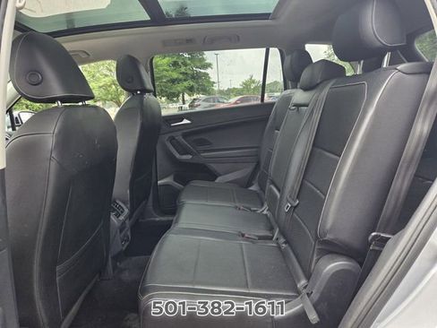 Used 2021 Volkswagen Tiguan SE FWD image 13