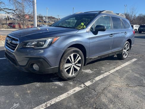 Used 2018 Subaru Outback 2.5i Limited w/ Popular Package #2 image 2