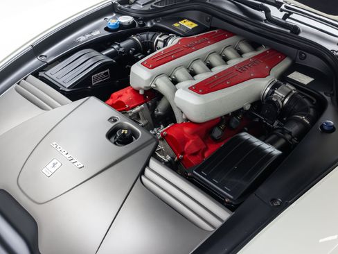 Certified 2010 Ferrari 599 GTB Fiorano RWD image 39