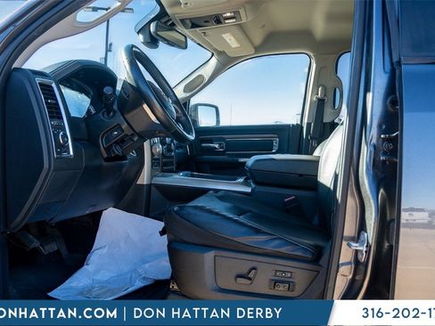 Used 2018 RAM 1500 Laramie w/ Convenience Group image 3