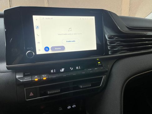 Used 2025 Toyota Camry LE image 21