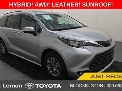Used 2025 Toyota Sienna XLE