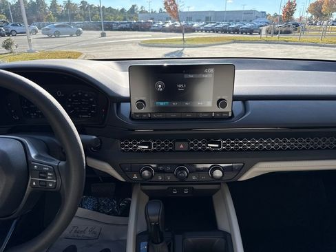 New 2025 Honda Accord SE image 15