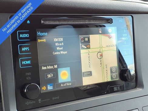 Used 2016 Toyota Sienna L image 24