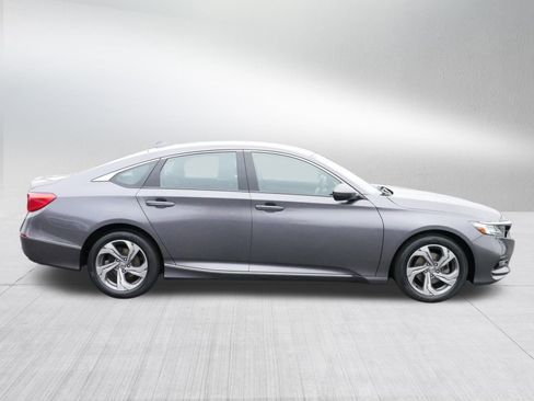 Used 2019 Honda Accord EX-L image 8