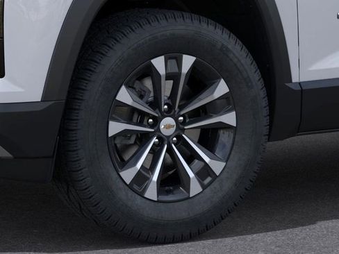 New 2026 Chevrolet Equinox LT w/ Convenience Package II image 9