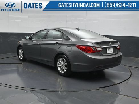 Used 2013 Hyundai Sonata GLS w/ Popular Equipment Pkg FWD image 8