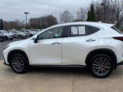 Used 2025 Lexus NX 300h AWD w/ Luxury Package image 5