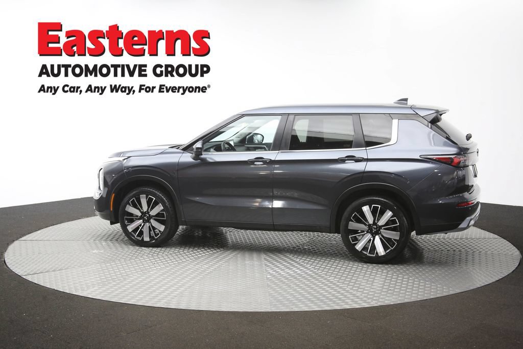 Used 2025 Mitsubishi Outlander SE AWD/4WD image 63