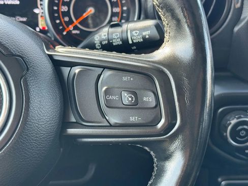 Used 2020 Jeep Wrangler Unlimited Sport image 13