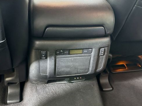 Used 2014 INFINITI QX80 2WD w/ Deluxe Touring Package image 32