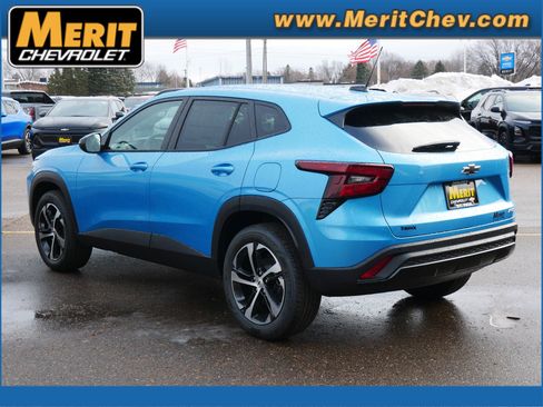 New 2026 Chevrolet Trax RS w/ Driver Confidence Package image 2