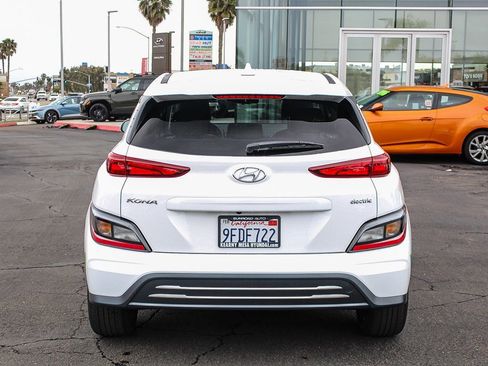 Certified 2023 Hyundai Kona SE image 8