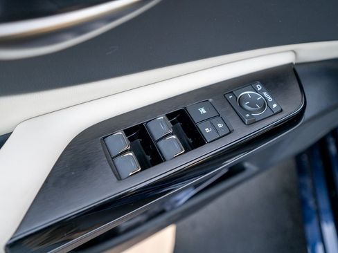 New 2025 Lexus ES 350 Ultra Luxury image 23