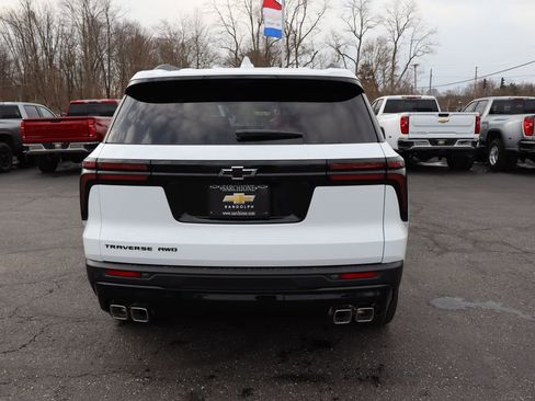 New 2026 Chevrolet Traverse LT w/ Midnight/Sport Edition AWD/4WD image 30