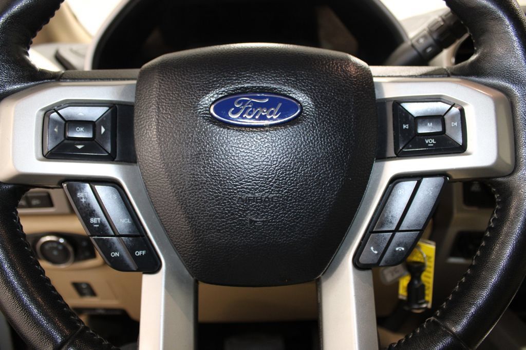 Used 2021 Ford F250 Lariat AWD/4WD image 43