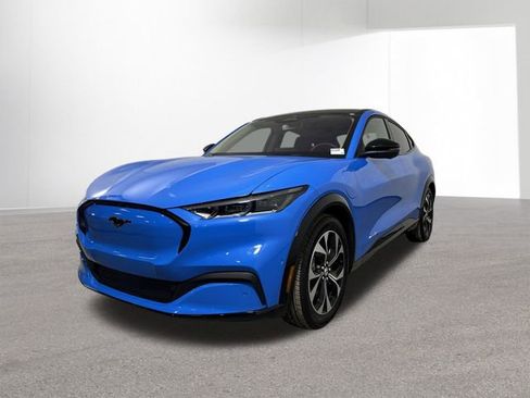Used 2022 Ford Mustang Mach-E Premium image 2