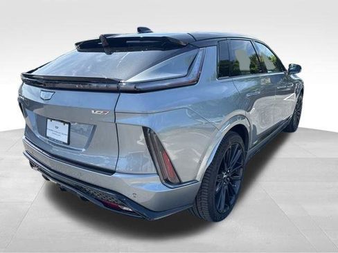 New 2026 Cadillac Lyriq V image 5