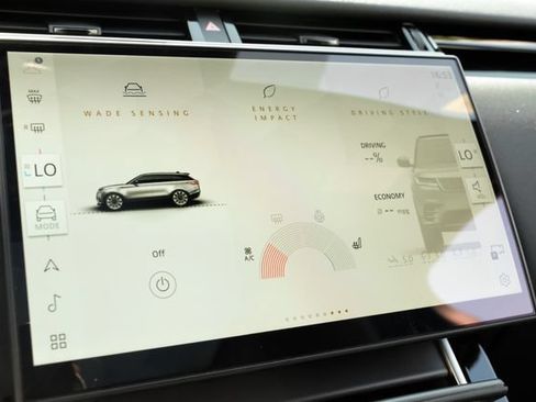 New 2026 Land Rover Range Rover Velar S AWD/4WD image 34