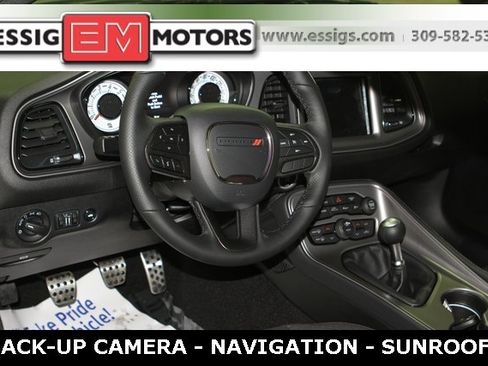 New 2023 Dodge Challenger R/T w/ T/A Package image 17