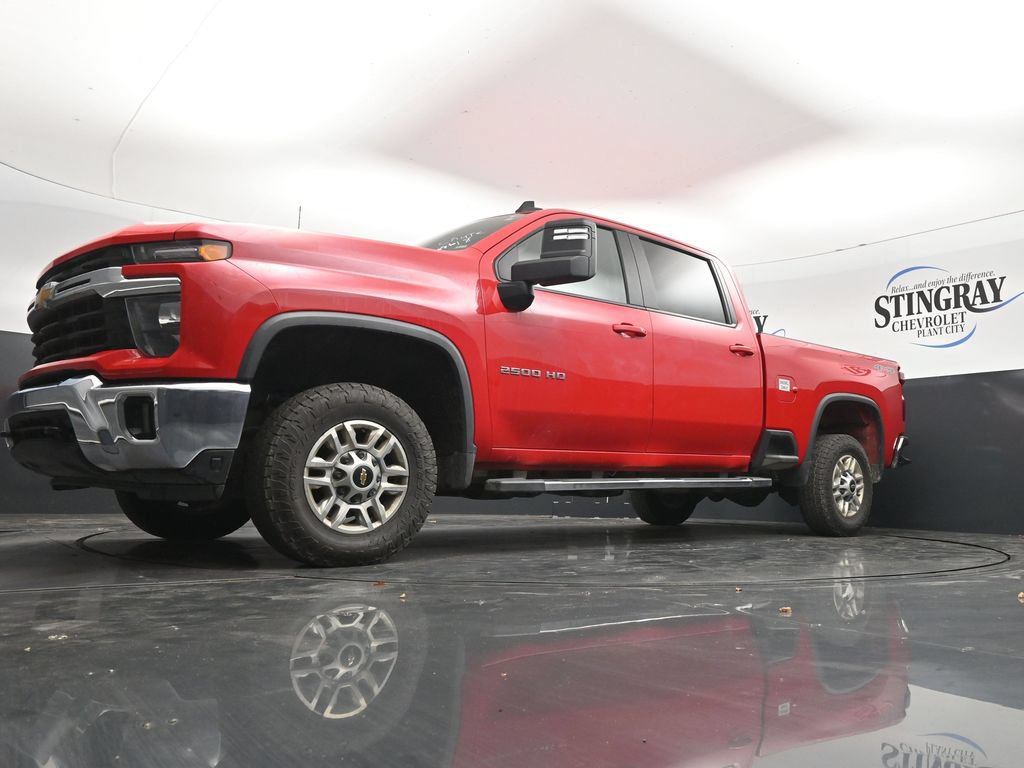 Used 2025 Chevrolet Silverado 2500 LT w/ Convenience Package AWD/4WD image 28