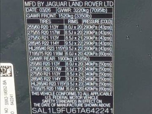 New 2026 Land Rover Range Rover Sport Dynamic SE AWD/4WD image 17