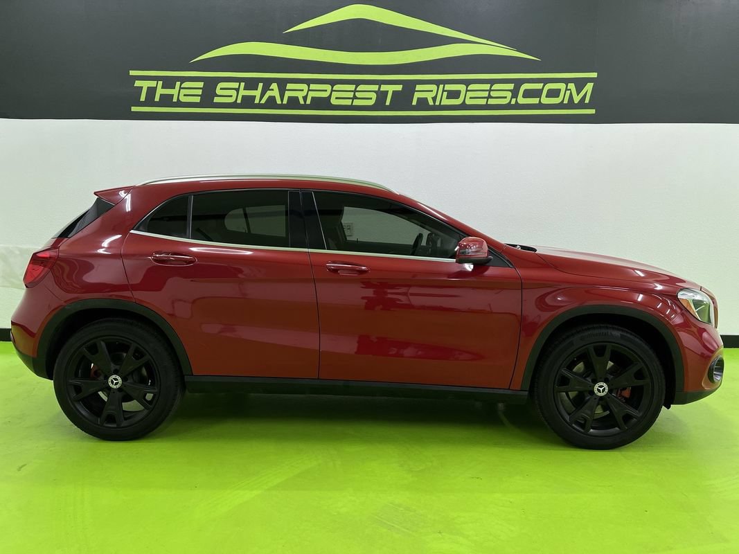 Used 2019 Mercedes-Benz GLA 250 w/ Premium Package image 11