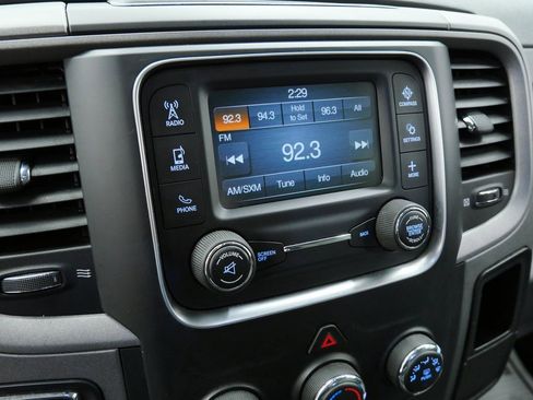 Used 2015 RAM 1500 Express image 30