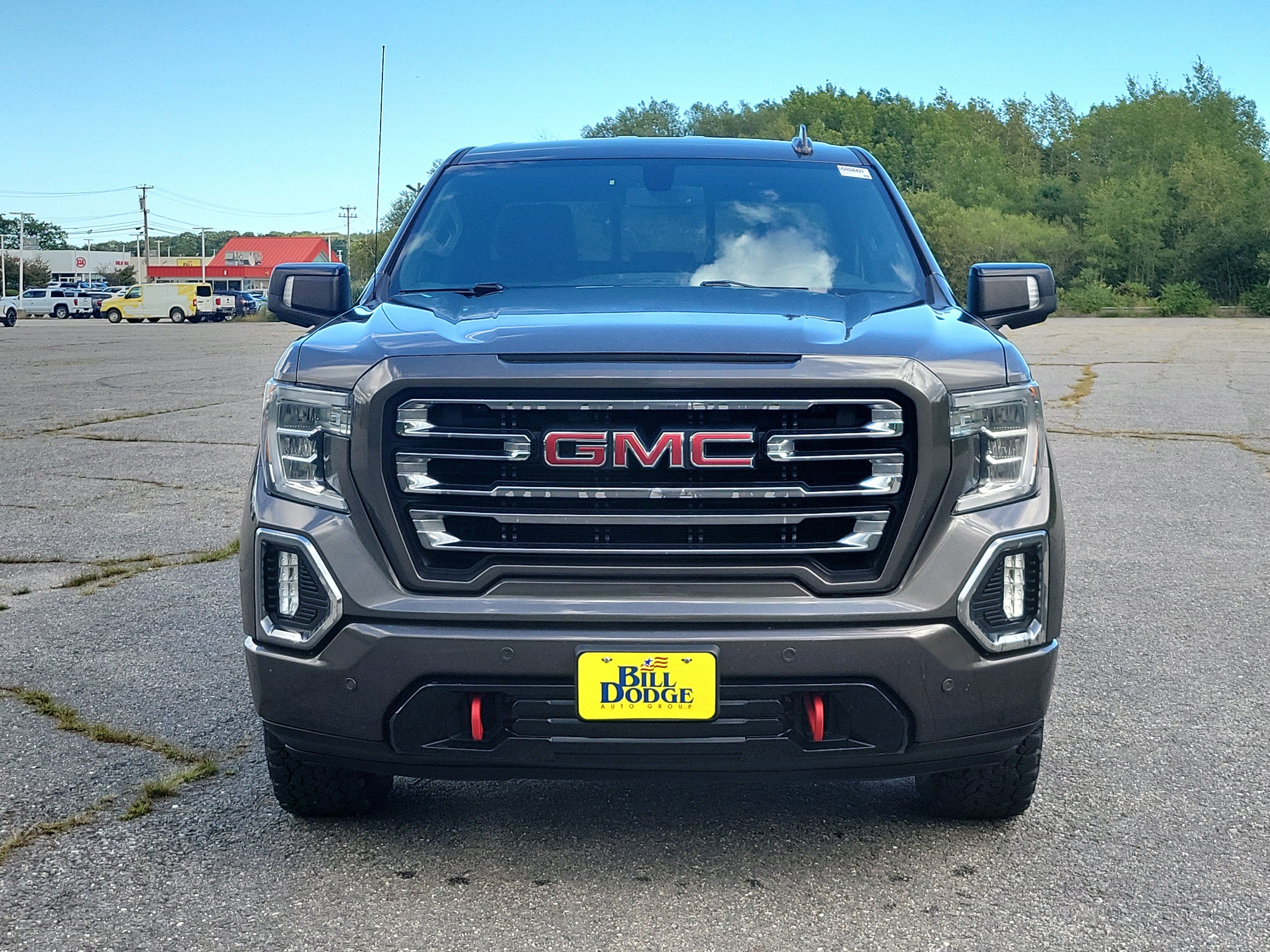 Used 2019 GMC Sierra 1500 AT4 w/ AT4 Premium Package AWD/4WD image 2
