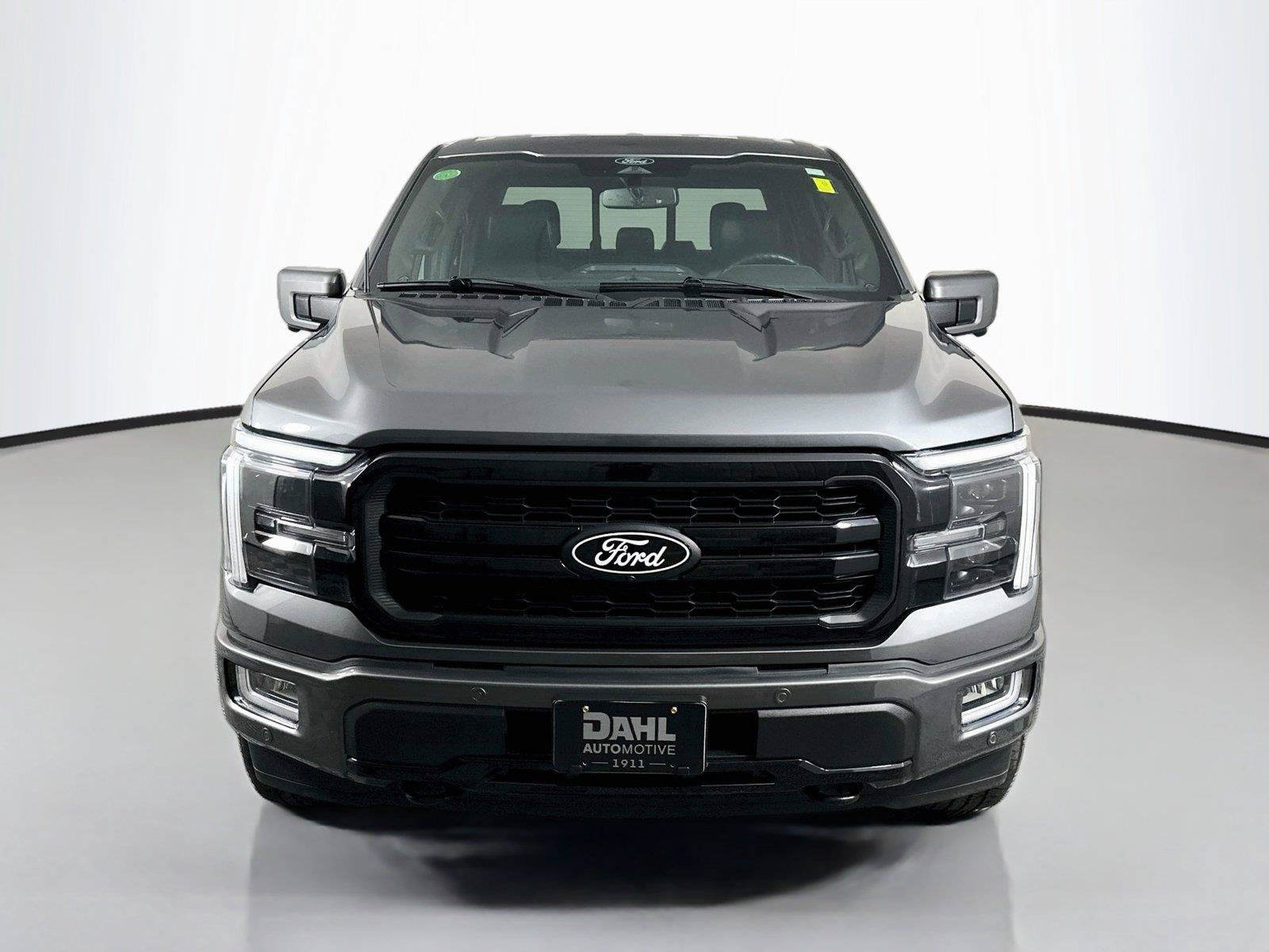 Used 2024 Ford F150 Lariat AWD/4WD image 3