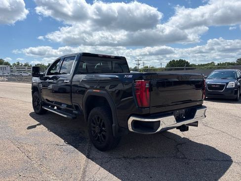 Used 2024 GMC Sierra 2500 SLT w/ SLT Premium Package AWD/4WD image 5