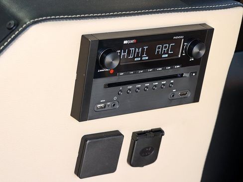 Used 2023 RAM ProMaster 2500 w/ Premium Convenience Group (B) image 24