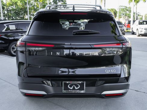 Certified 2026 INFINITI QX60 Luxe w/ Cargo Package FWD image 23