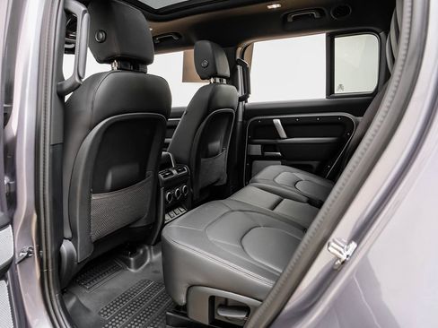 Used 2024 Land Rover Defender 130 Outbound image 32