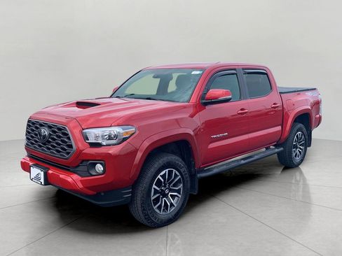 Used 2022 Toyota Tacoma TRD Sport AWD/4WD image 4