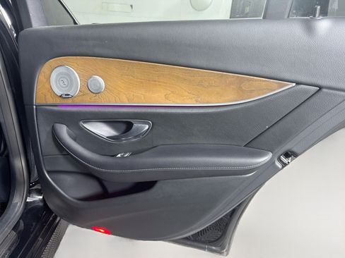 Used 2018 Mercedes-Benz E 300 image 28