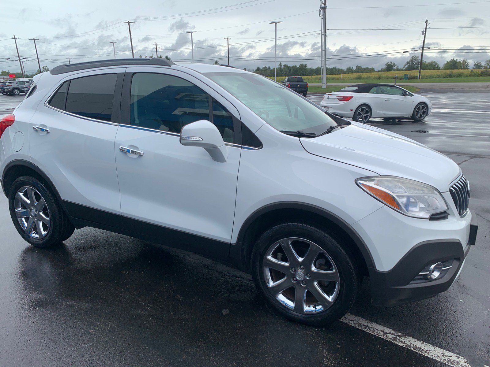 Used 2016 Buick Encore Leather AWD/4WD image 3