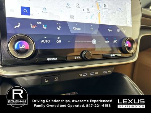 Used 2023 Lexus RZ 450e Premium image 10