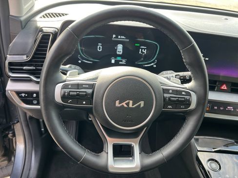 Certified 2023 Kia Sportage EX image 13