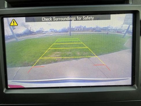 Used 2017 Chevrolet Traverse LT w/ Style and Technology Package AWD/4WD image 21