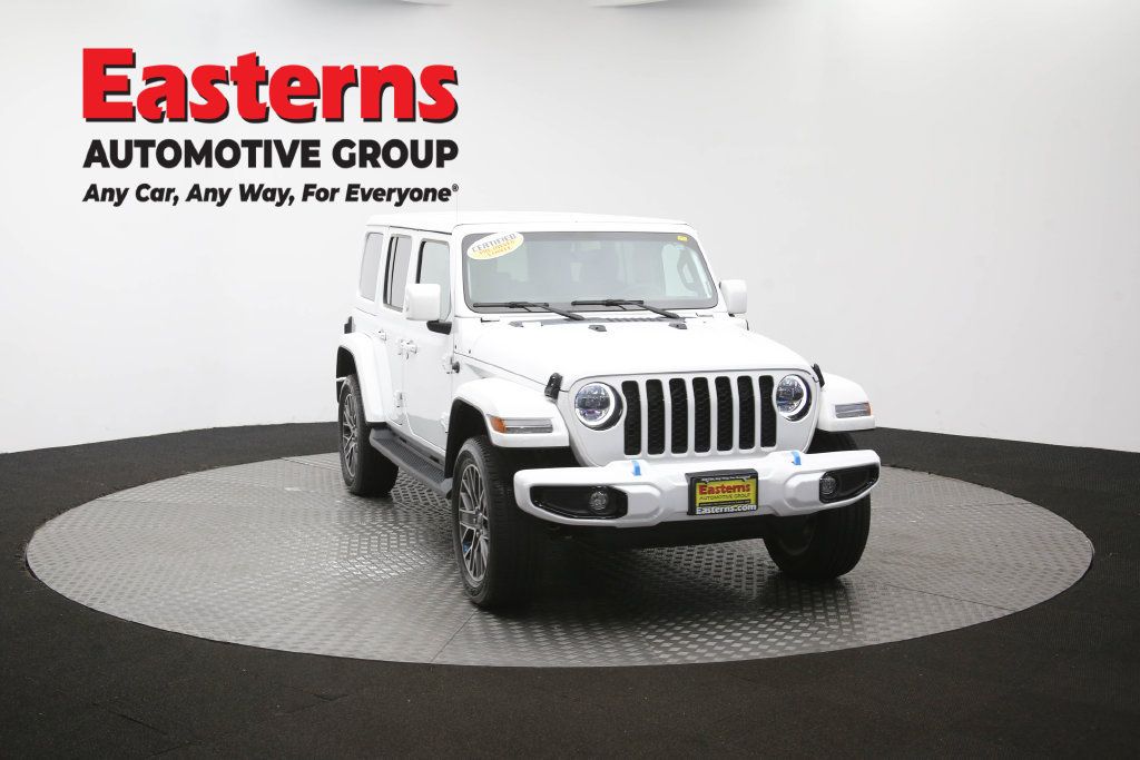 Used 2023 Jeep Wrangler Unlimited Sahara AWD/4WD image 54