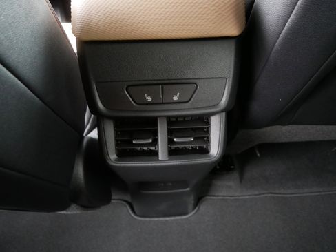 New 2026 Chevrolet Equinox ACTIV w/ Convenience Package III image 8