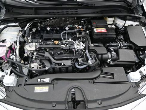 Used 2024 Toyota Corolla LE image 17