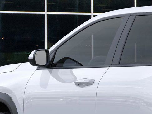 New 2026 Chevrolet Equinox LT w/ Convenience Package II image 12